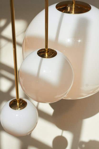 Simple Elegant Glass Pendant Light Fixture