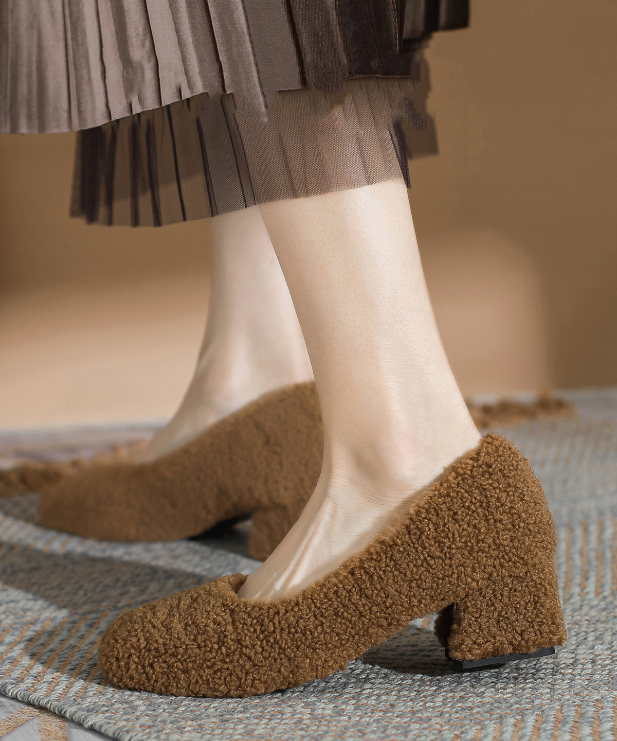 Women's Faux Fur Pumps Thick Heel Plush Lining Brown - OutfitLondon