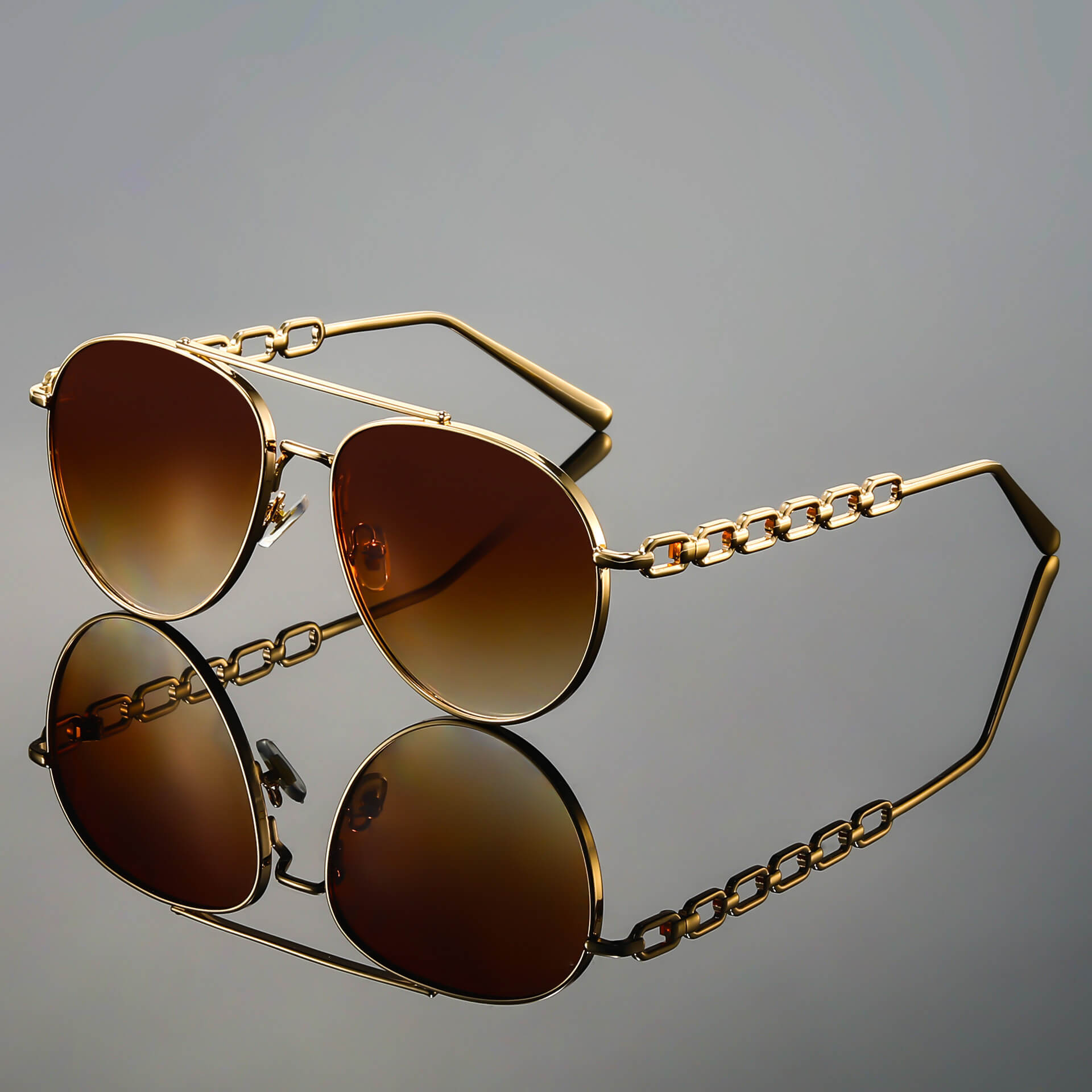 Trendy Aviator Shades with Chain Temples and Gradient Lenses - OutfitLondon