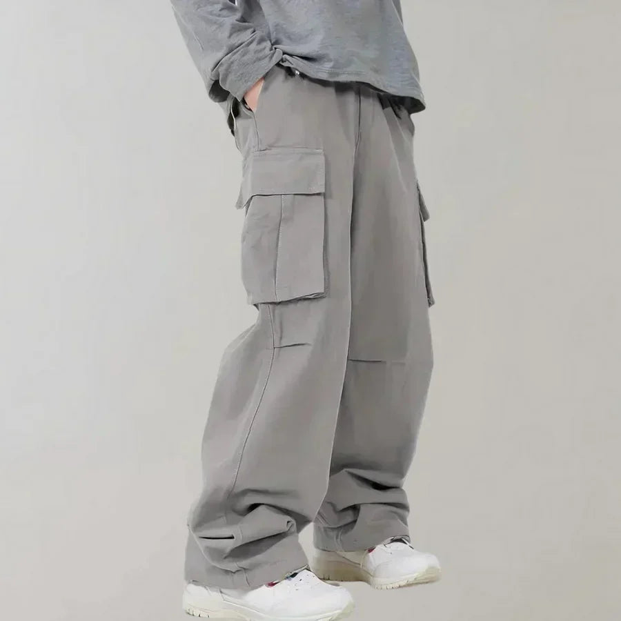 Classic Fit Men's Cargo Trousers