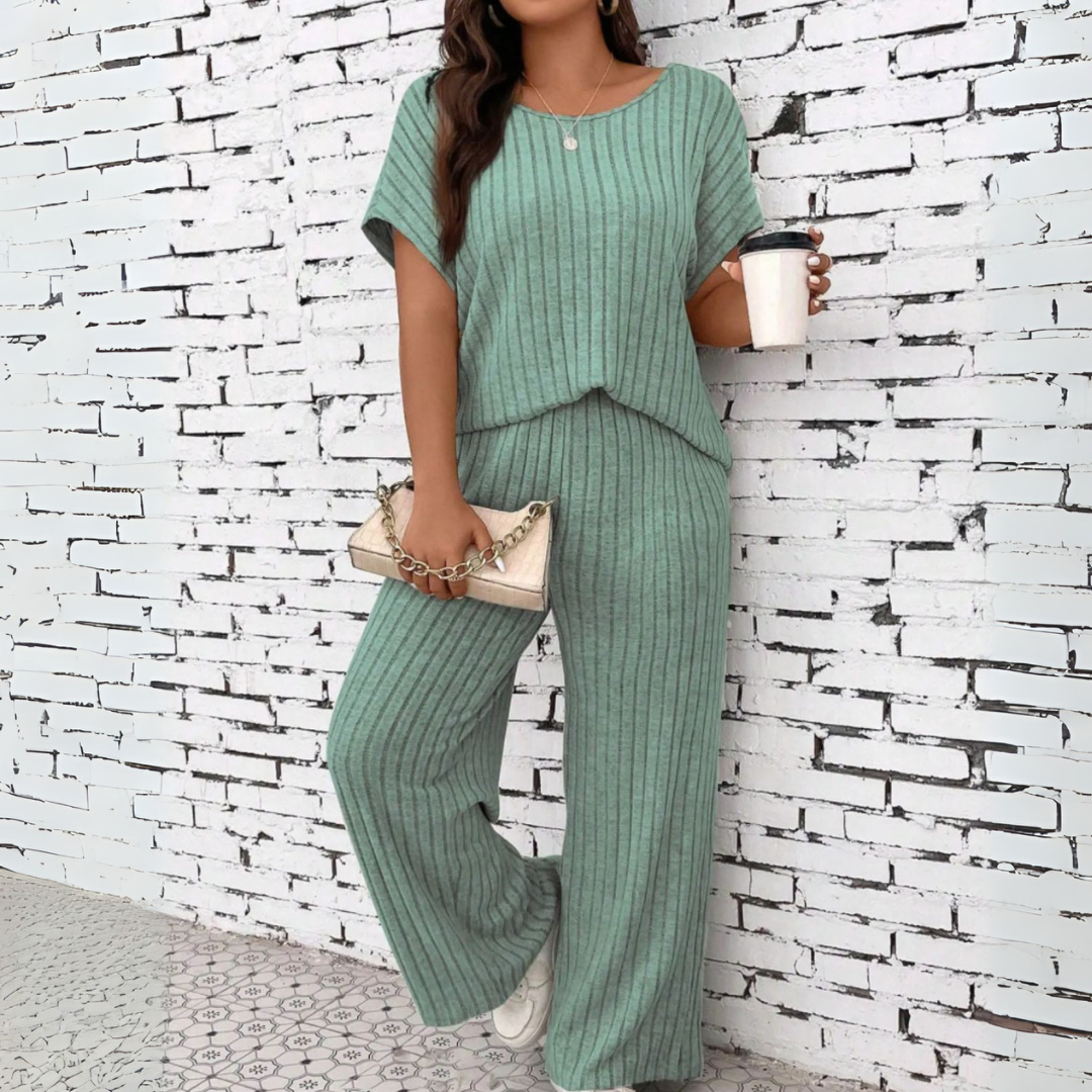 Relaxed Fit Plus Size Shorts Set for Women
