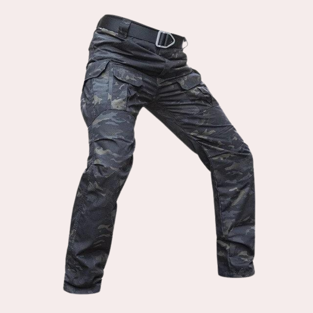 Men's rugged military cargo pants