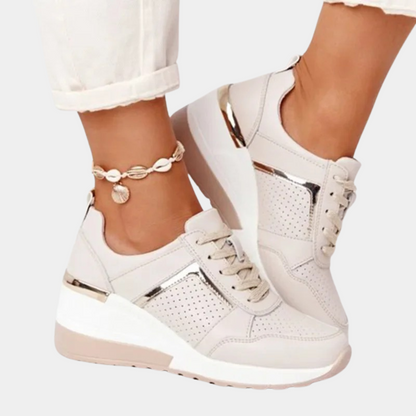 Women's Soft Everyday Sneaker