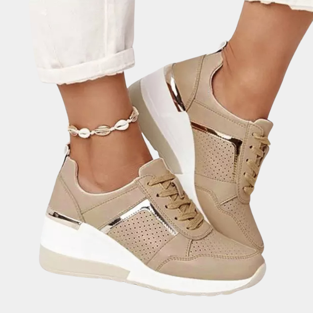 Women's Soft Everyday Sneaker