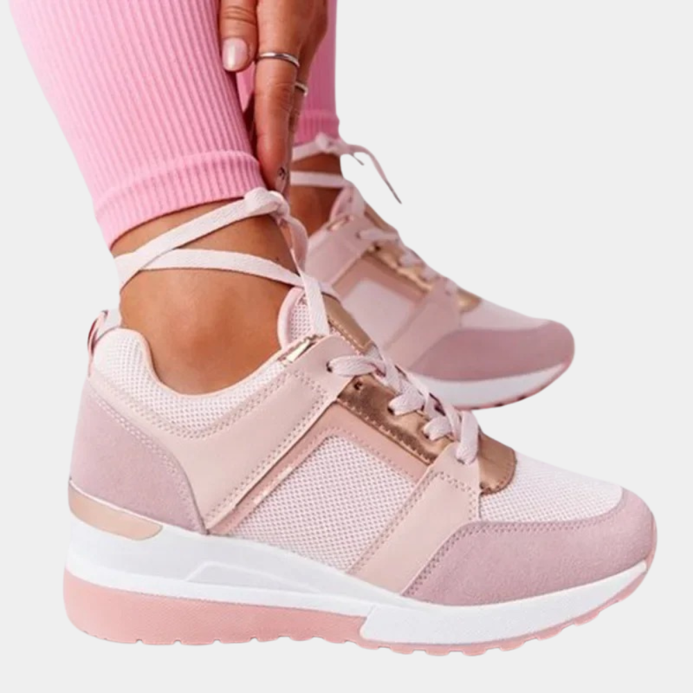 Women's Soft Everyday Sneaker