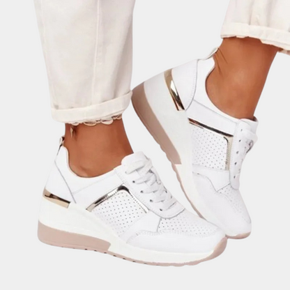 Women's Soft Everyday Sneaker