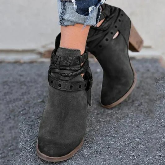 Stylish Women's Ankle Boots Izabela - OutfitLondon