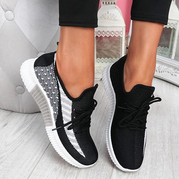 Airy Grip Running Shoes