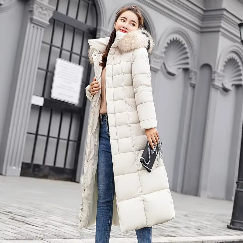 Warm Women's Down Puffer Coat with Faux Fur Hood