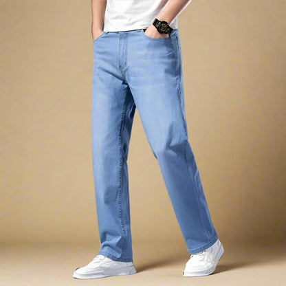 Comfortable Wide Leg Mens Jeans Loose Fit Style