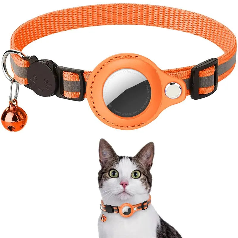 Comfortable Cat Collar with Quick Release and Glow Strap