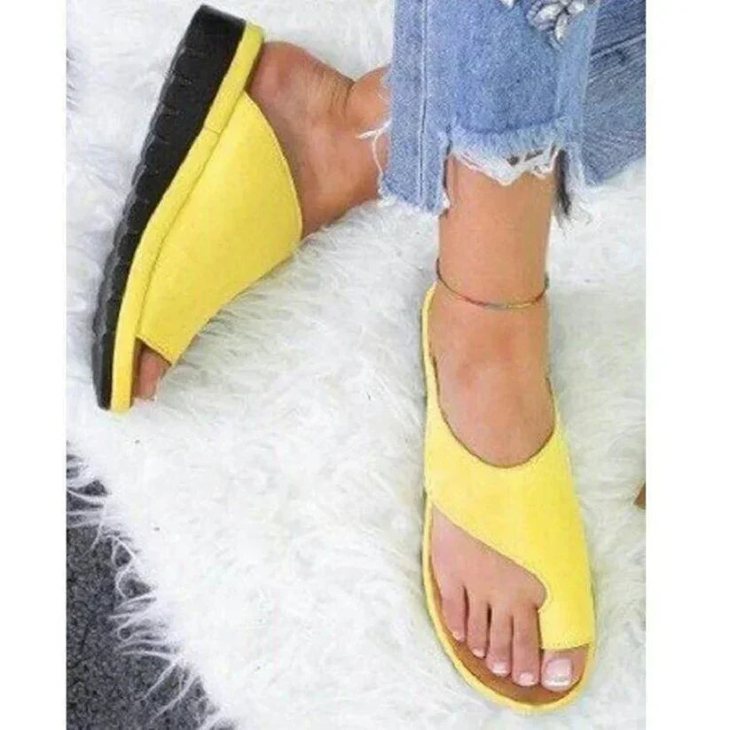 Comfortable Women's Supportive Slip On Slippers - OutfitLondon