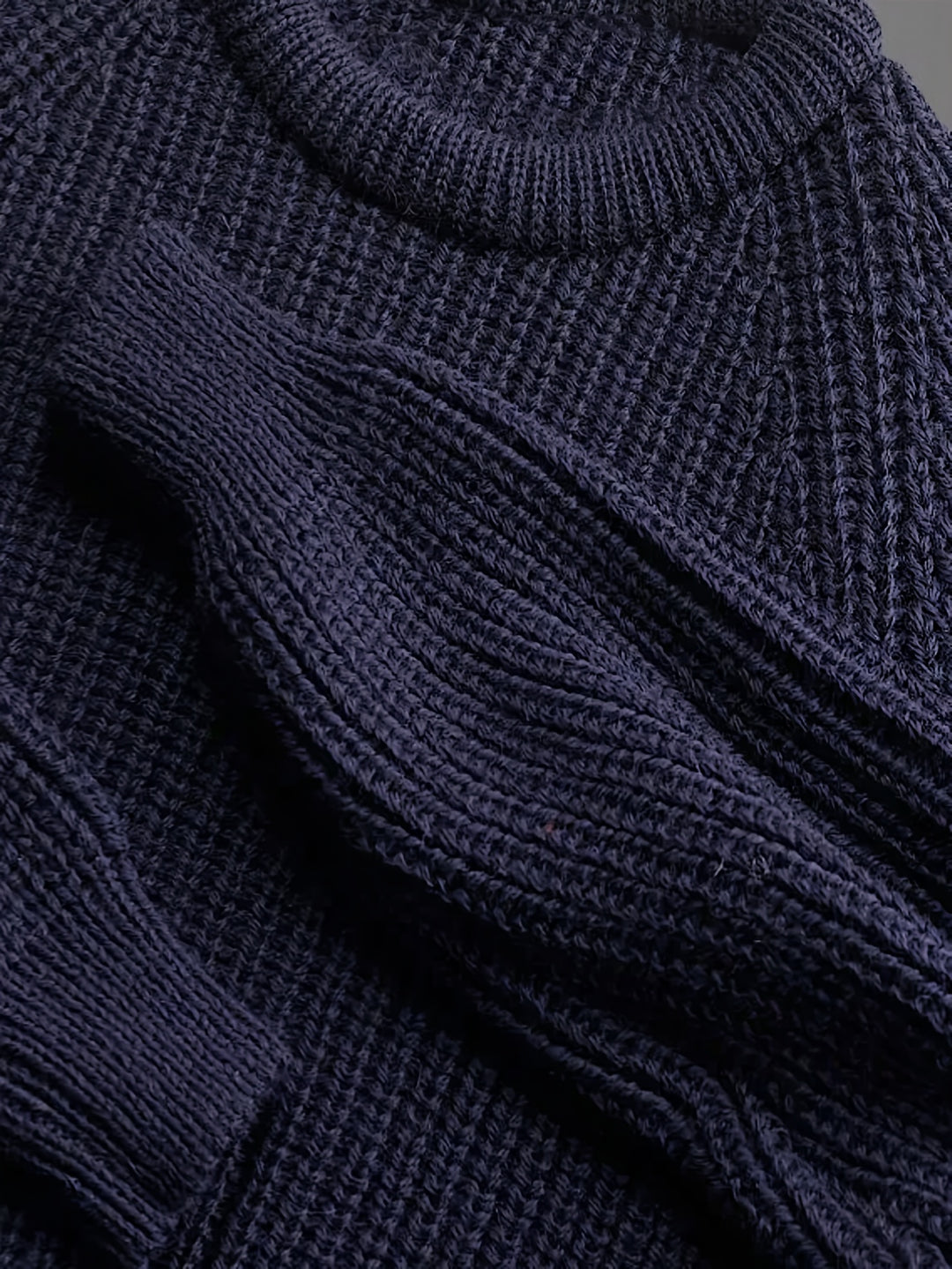Classic Crew Neck Men's Knit Sweater