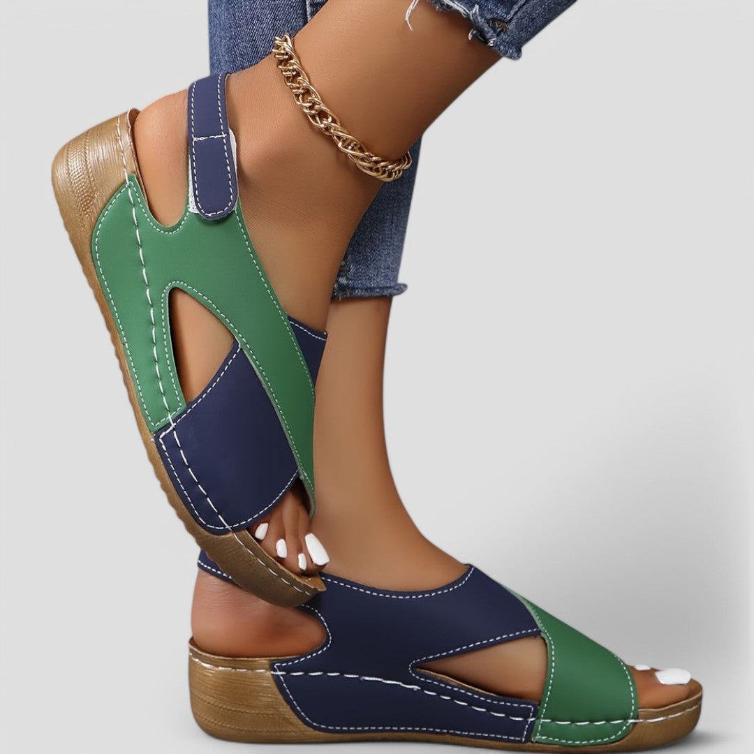 Relaxed Fit Womens Sandals
