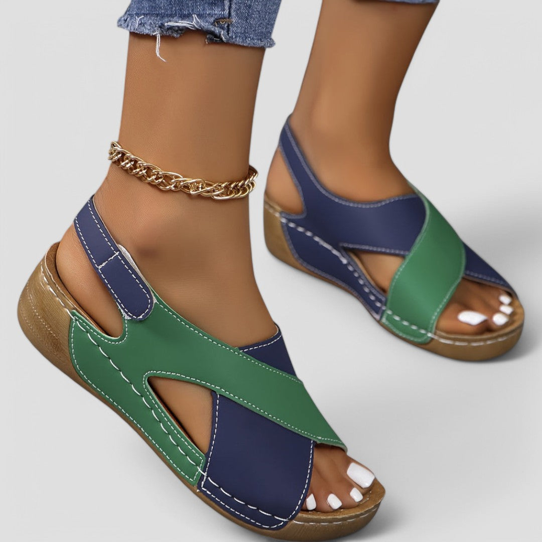 Relaxed Fit Womens Sandals