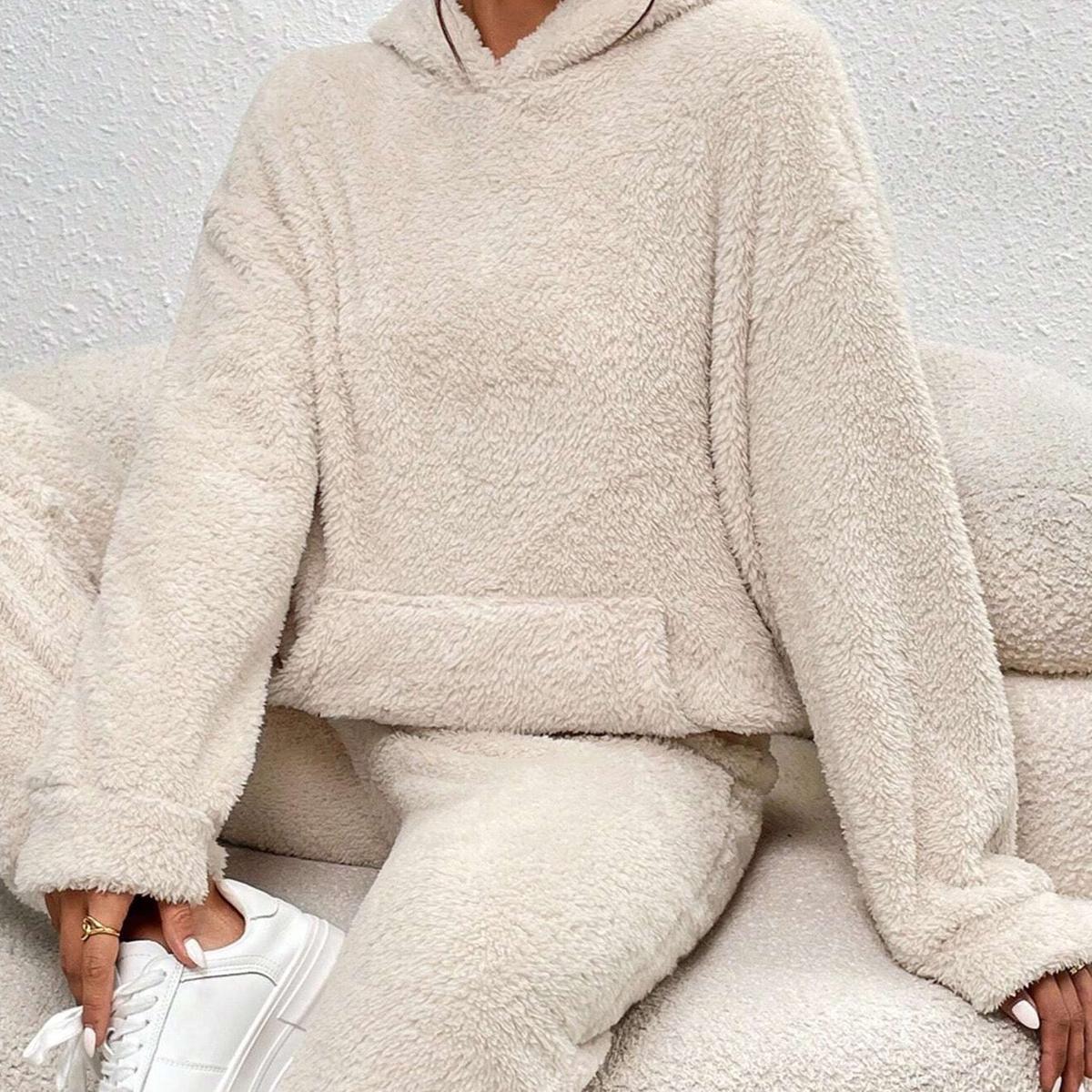 Cozy Fleece Hoodie And Sweatpant Set - OutfitLondon