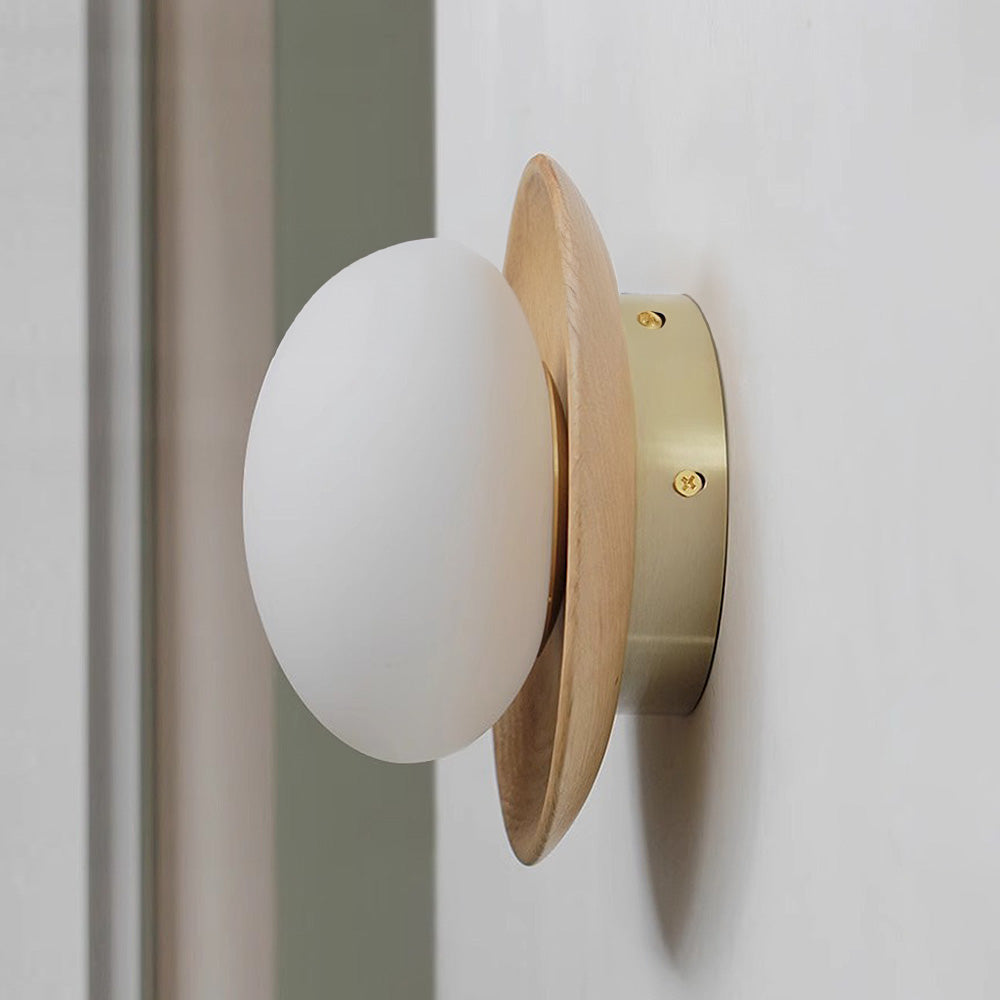 Traditional Wood Wall Light with Glass Cover - OutfitLondon
