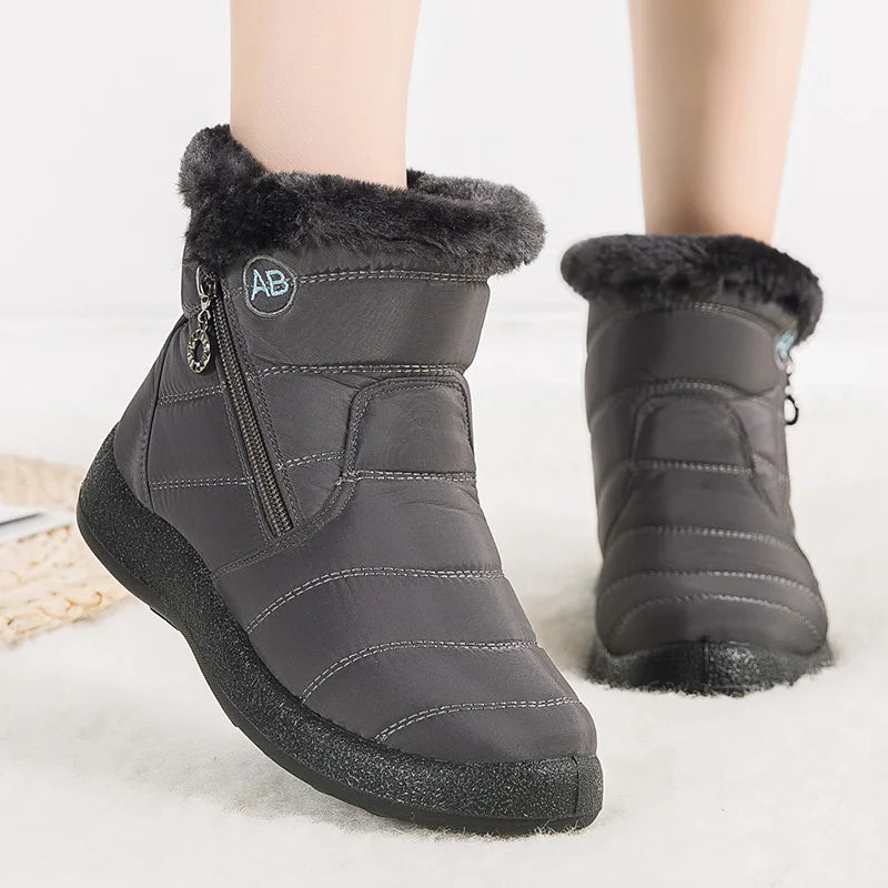 Warm Women's Ankle Boots with Soft Fleece Lining - OutfitLondon