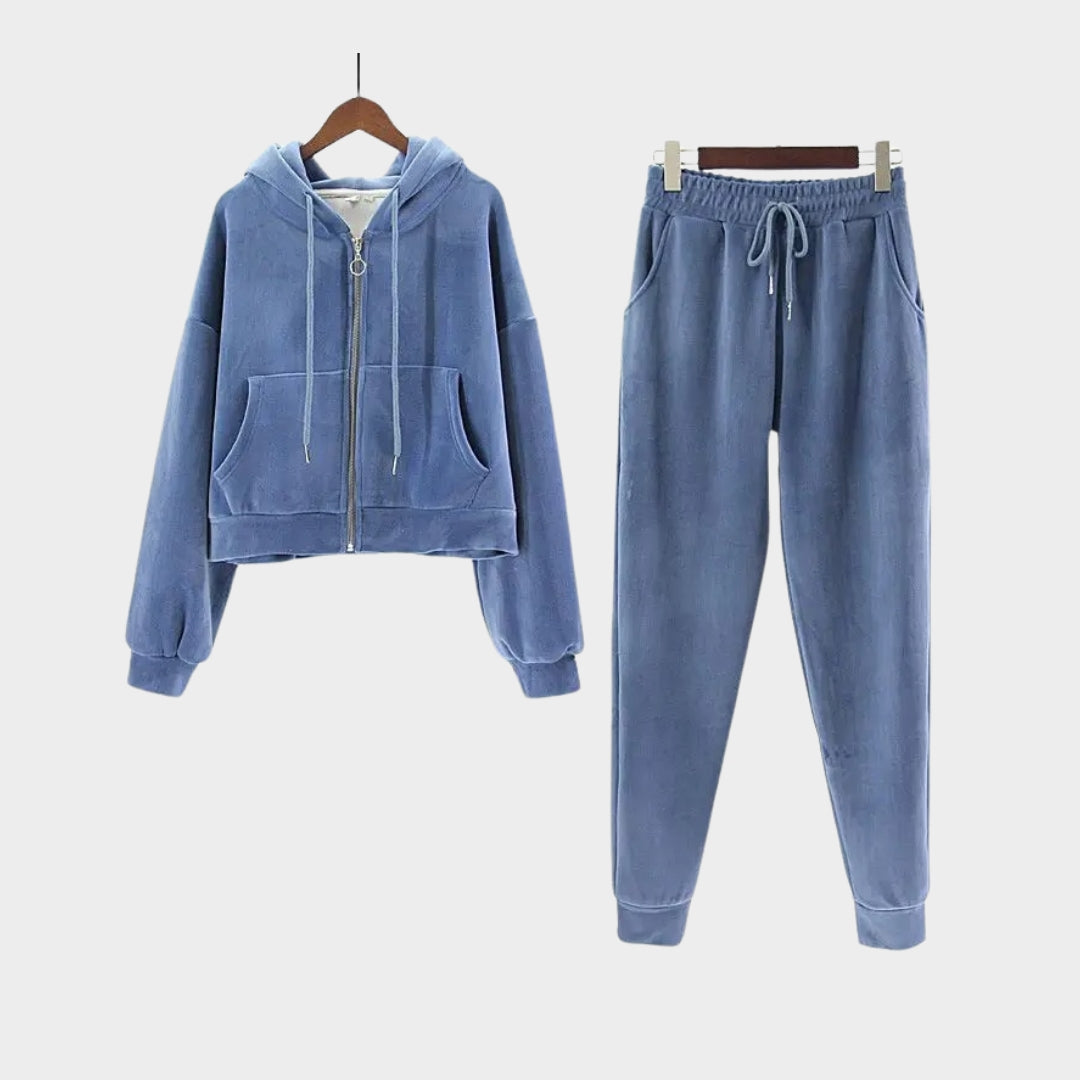Ladies' Comfortable Sport Tracksuit - OutfitLondon