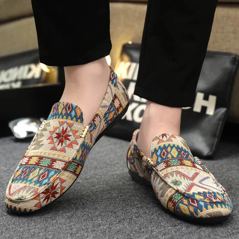 Comfortable Slip On Canvas Shoes for Men - OutfitLondon