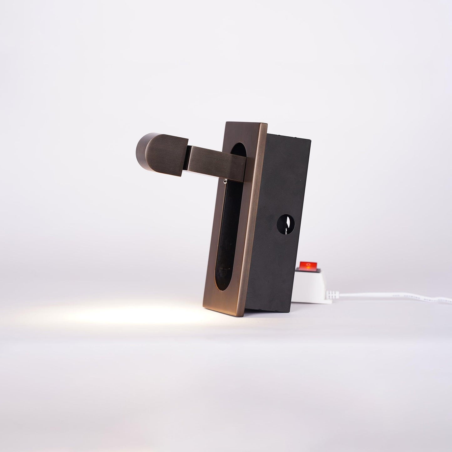 Contemporary Slim Adjustable LED Wall Light Fixture