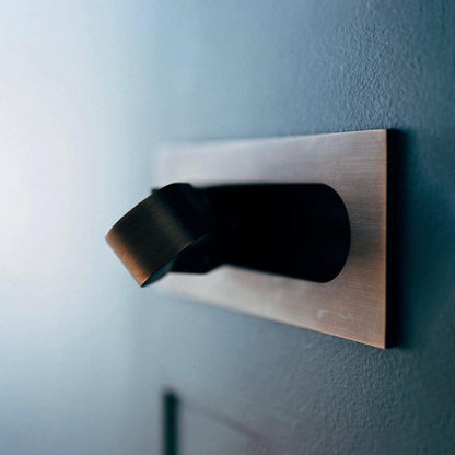 Contemporary Slim Adjustable LED Wall Light Fixture
