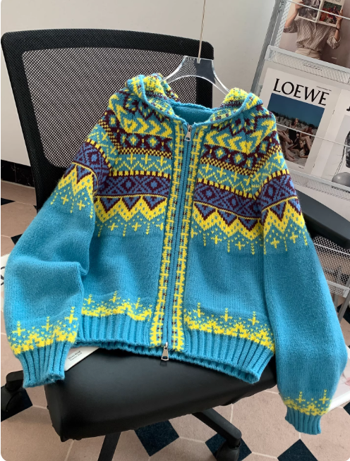 Soft Women's Knitted Hooded Sweatshirt