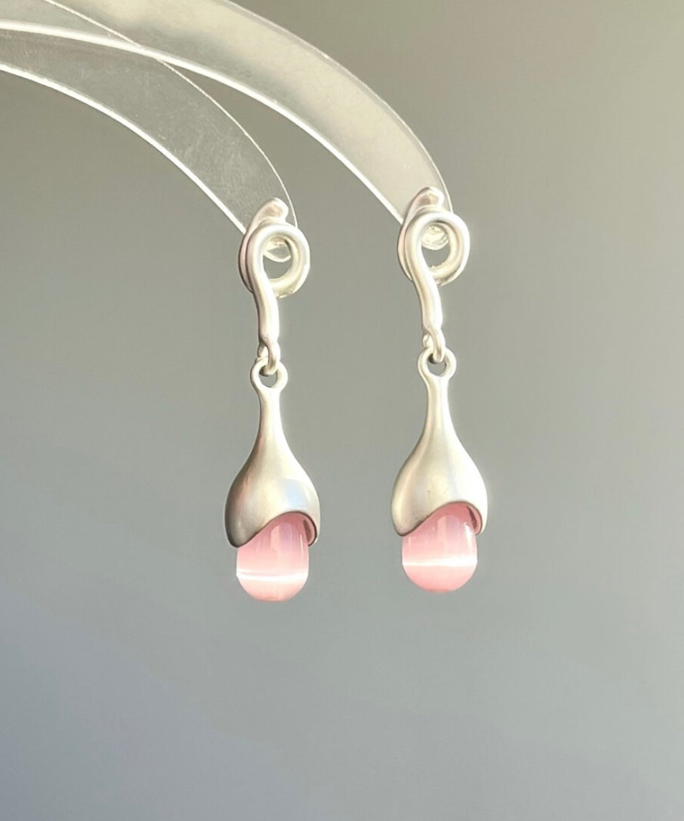 Women's Rose Sterling Silver Cat's Eye Dangle Earrings - OutfitLondon