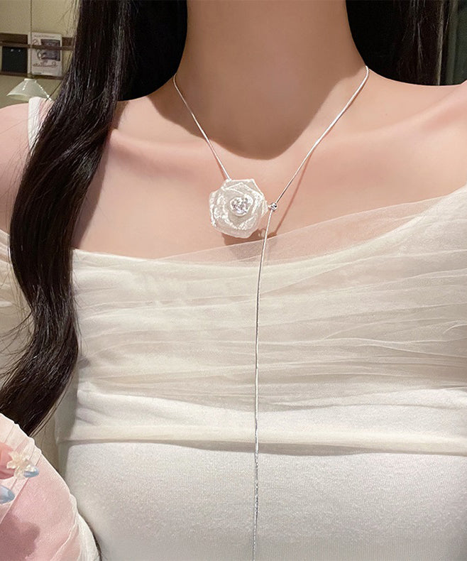Women's Floral Pendant Necklace White Alloy 60cm - OutfitLondon