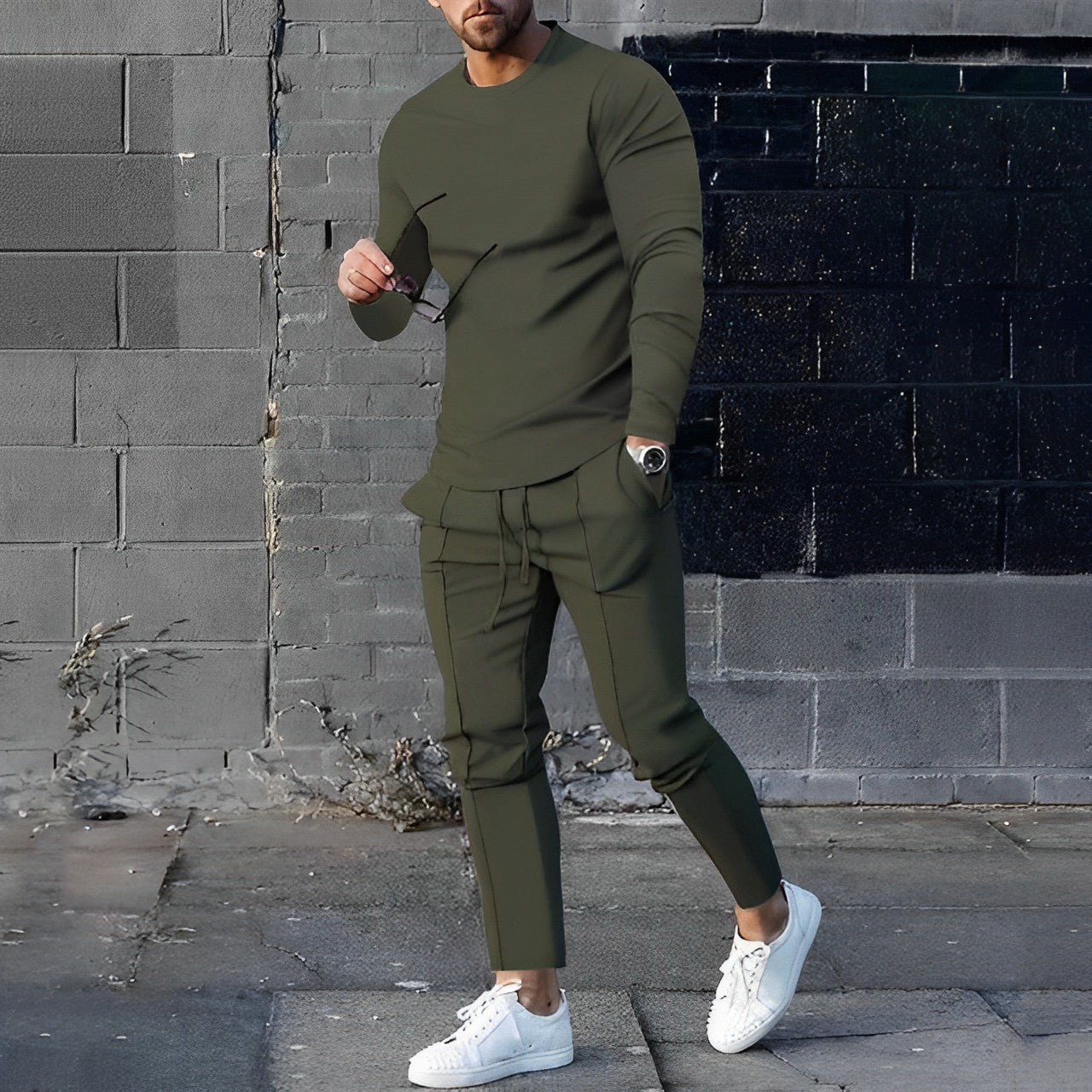 Relaxed Fit 2-Piece Mens Training Suit
