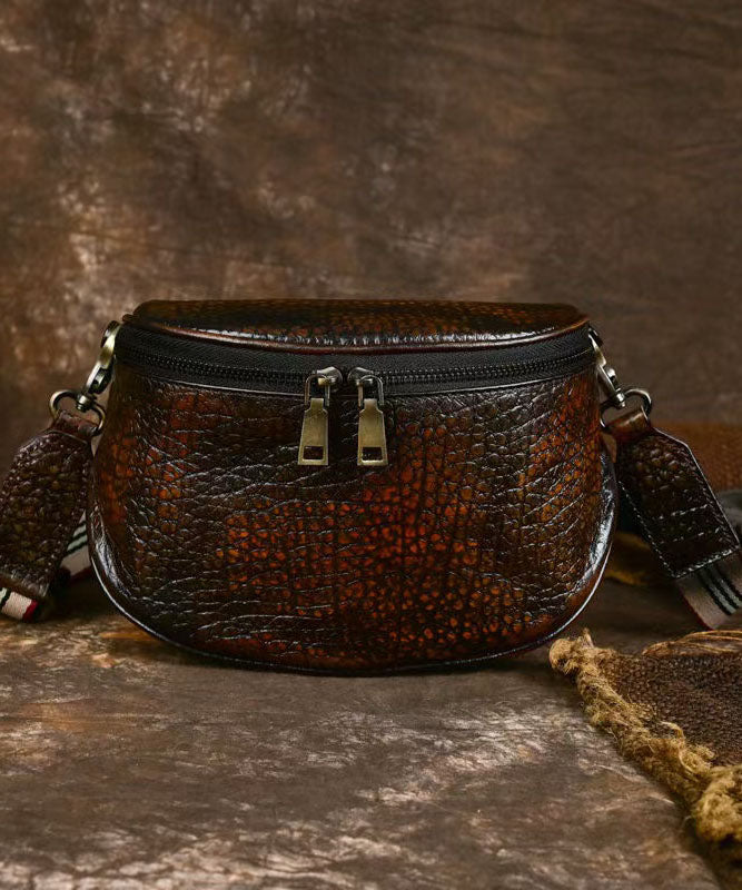 Calf Leather Saddle Bag With Zipper Closure And Inner Pockets - OutfitLondon