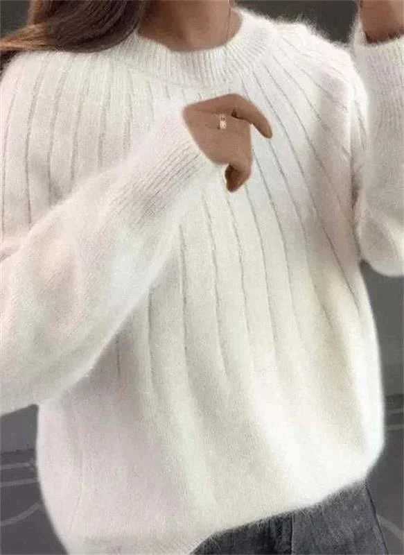 Soft Women's Cashmere Winter Sweater