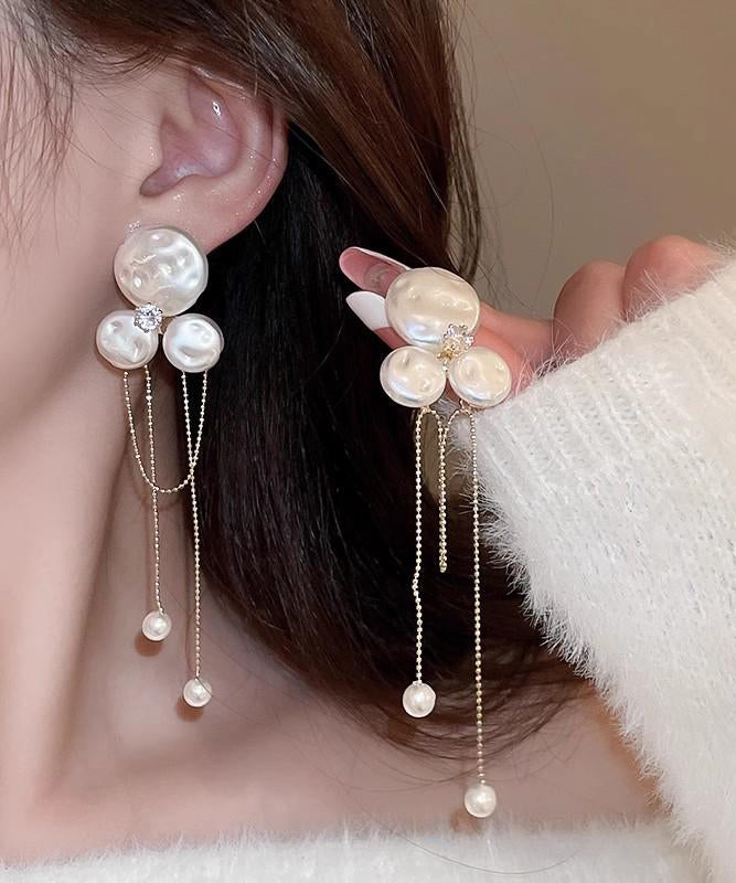 Women's Gold Alloy Floral Drop Earrings - OutfitLondon