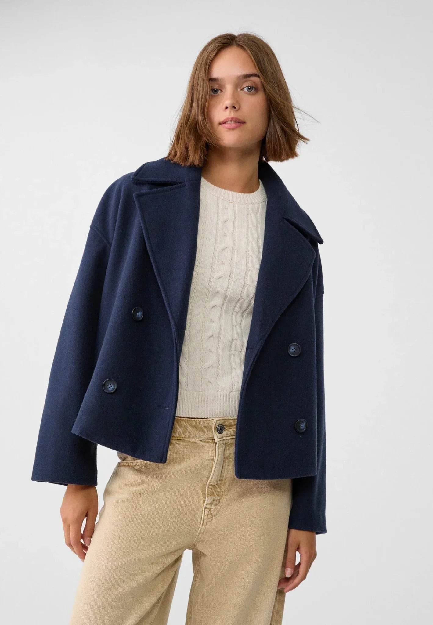 Women's Chic Wool Coat - Boxed Fit Cropped Jacket