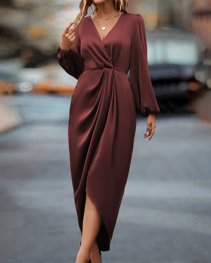 Elegant V-Neck Midi Dress with Long Sleeves - OutfitLondon