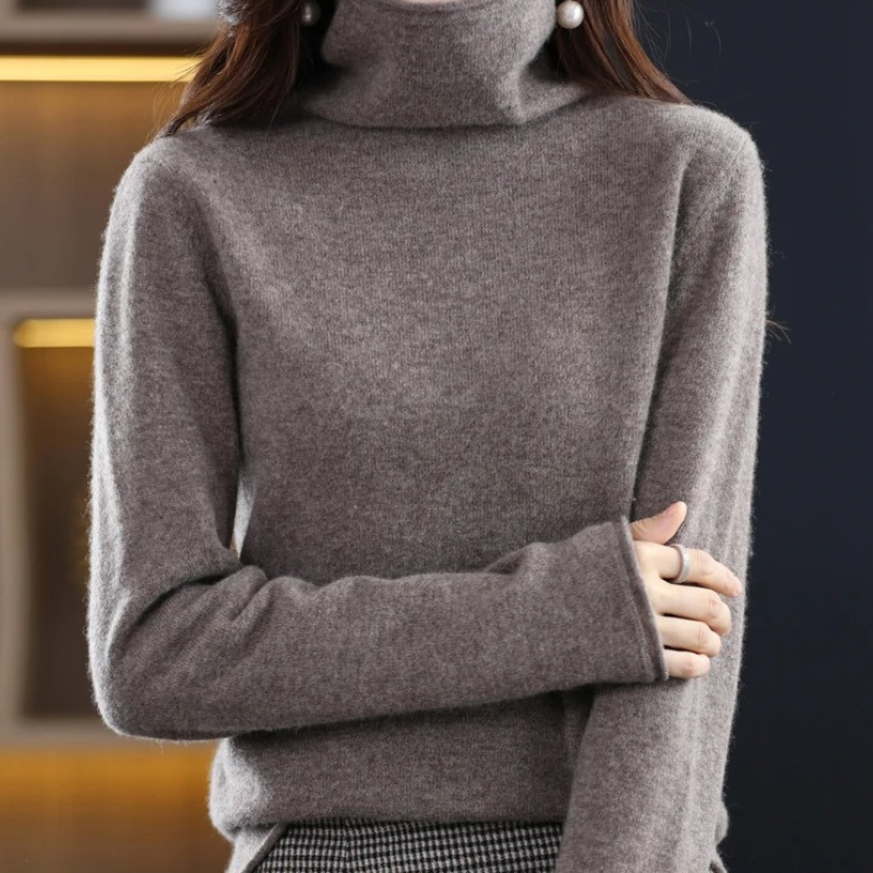 Soft Women's Casual Turtleneck Jumper