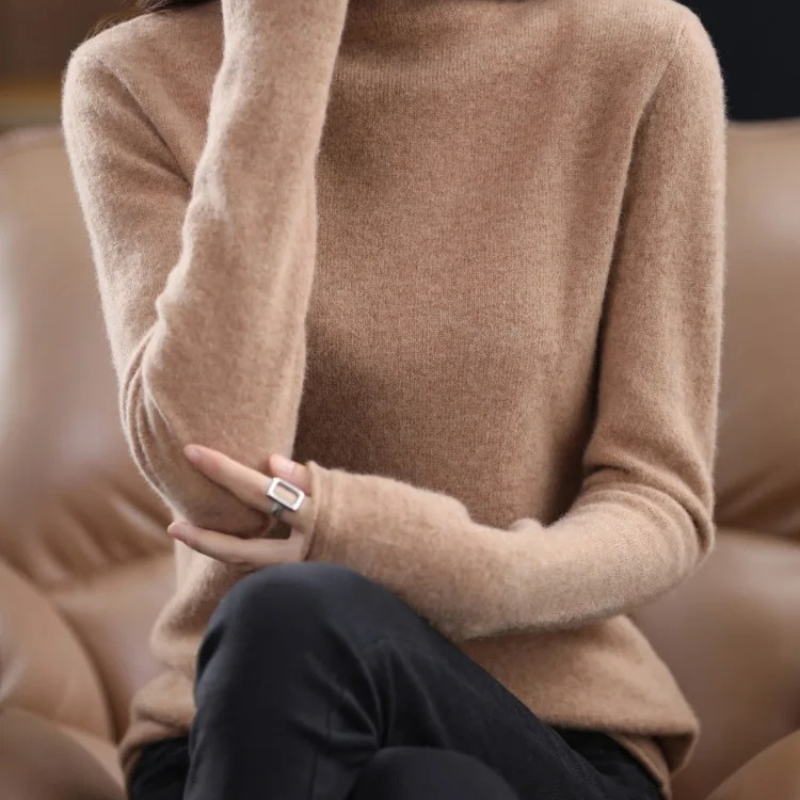 Soft Women's Casual Turtleneck Jumper