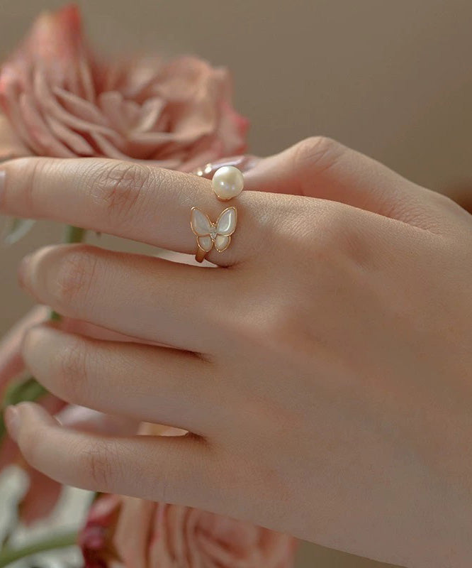 Women's Gold Pearl Ring Delicate Butterfly Design - OutfitLondon