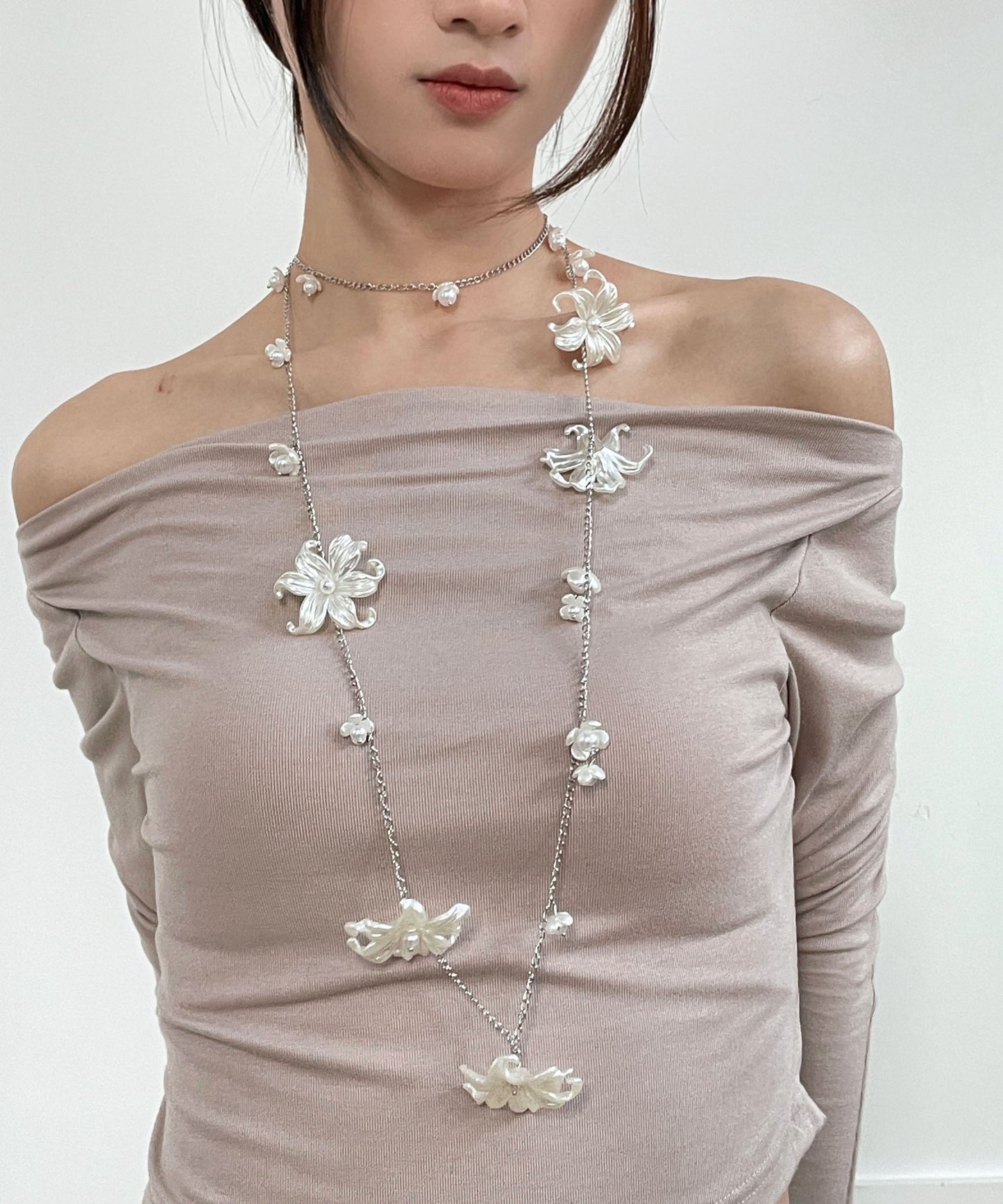 Women's Floral Body Chain Jewelry Pearl Alloy 130cm - OutfitLondon