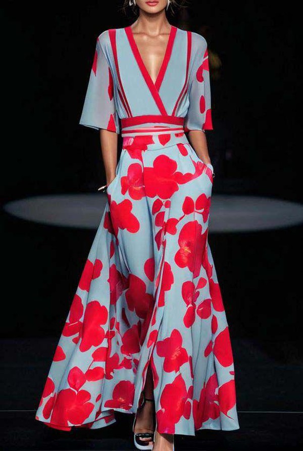 Elegant Floral Maxi Dress for Women with Low V Neck - OutfitLondon