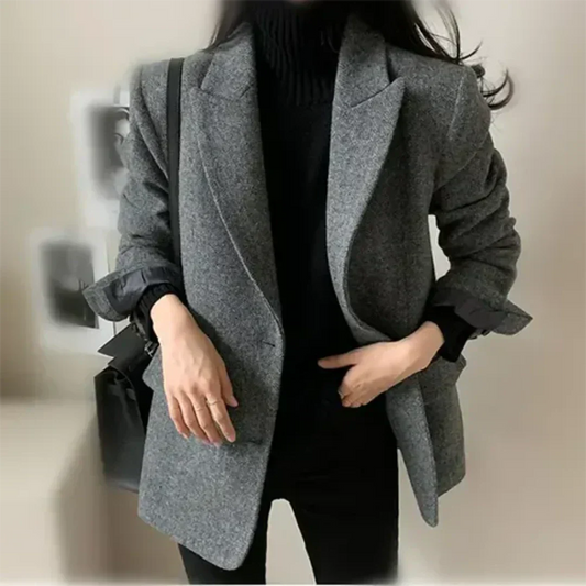 Fitted Grey Women's Coat with Pockets - OutfitLondon