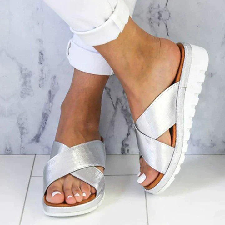 Comfortable Women's Contoured Sandals