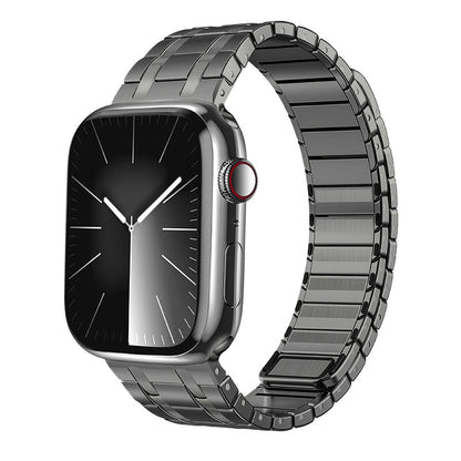 Sleek Silver Magnetic Apple Watch Strap