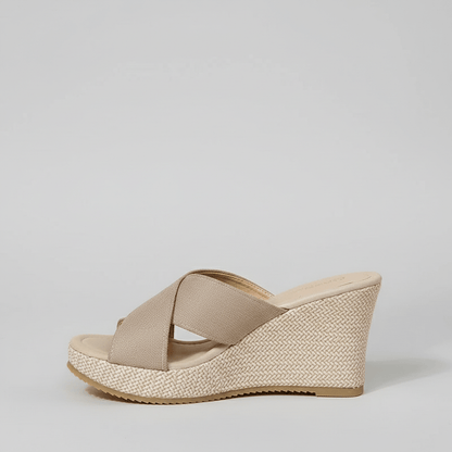 Comfortable Platform Wedge Sandals with Buckle Straps