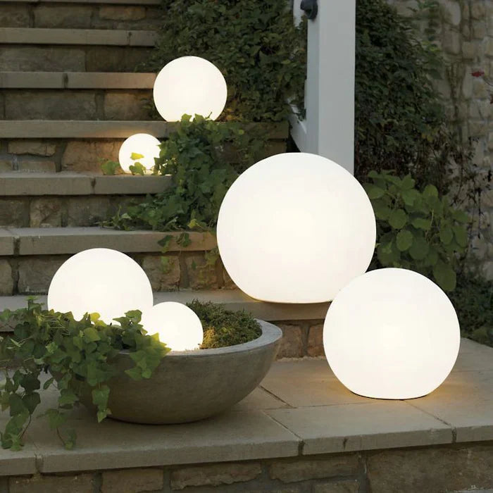 Wireless Garden Round Solar Light - OutfitLondon