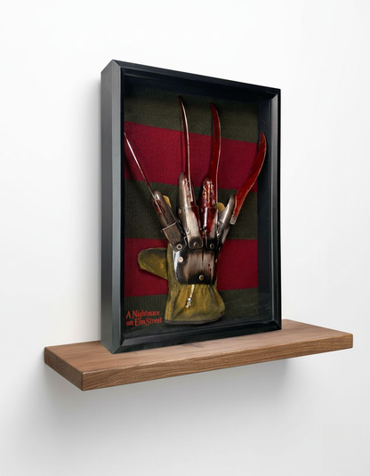 Caixa de Sombra Freddy Krueger Luva e Suéter | Decoração de Pesadelo - OutfitLondon