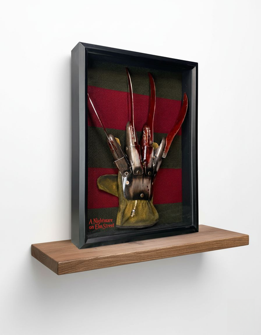 Caixa de Sombra Freddy Krueger Luva e Suéter | Decoração de Pesadelo - OutfitLondon