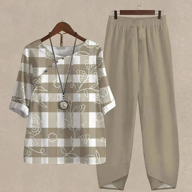 Trendy Print Co-ord Set: Top and Slim Fit Pants - OutfitLondon