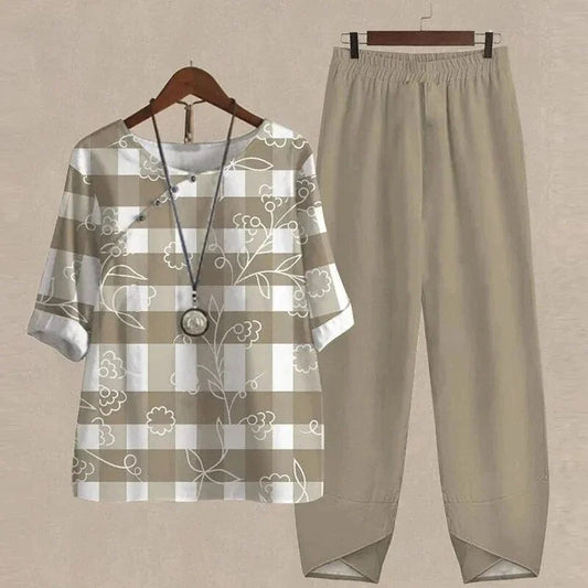 Trendy Print Co-ord Set: Top and Slim Fit Pants - OutfitLondon