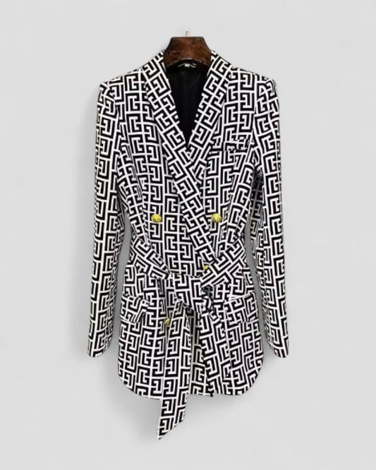 Fashionable Belted Blazer Jacket for Women - OutfitLondon